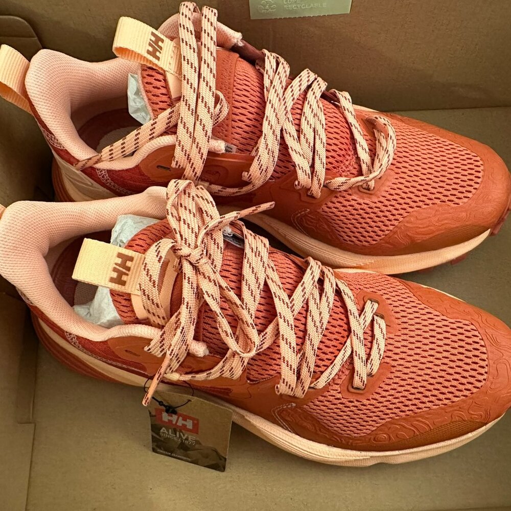 Helly Hansen Women's W Falcon Tr Trainers  US7 new with tag